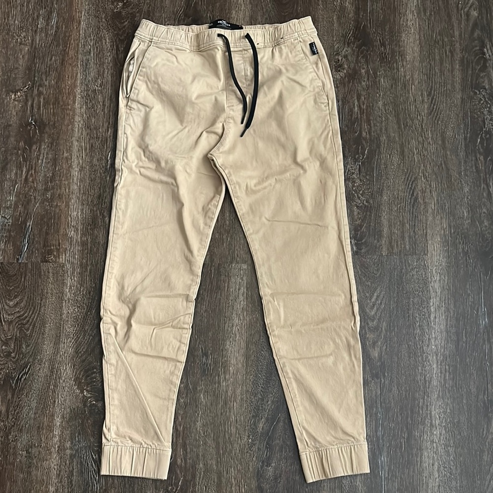 Hollister Men's Tan Joggers with Black Drawstring